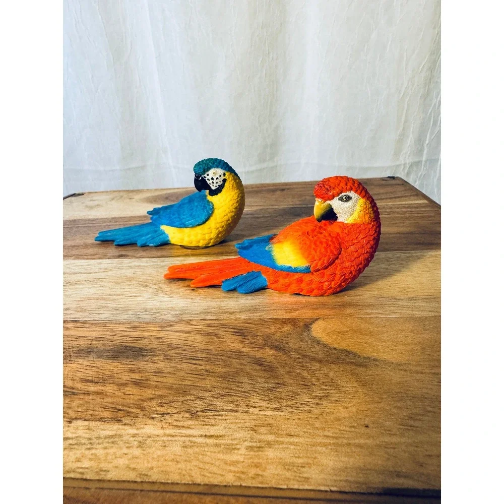 DDW Parrot Figurine Set Multicolor Tropical Macaw Resin Decor 5.5